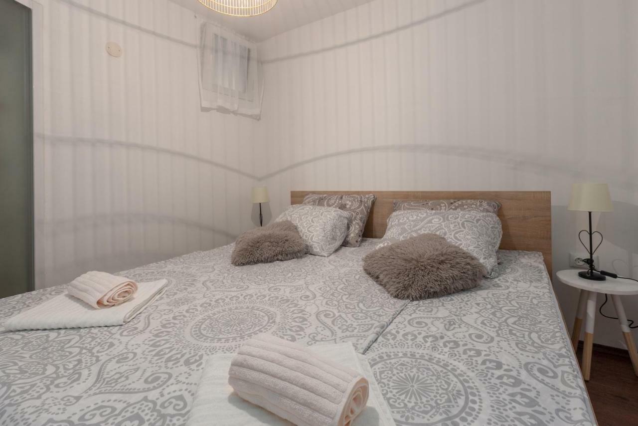 Apartment Henna Pula Dış mekan fotoğraf
